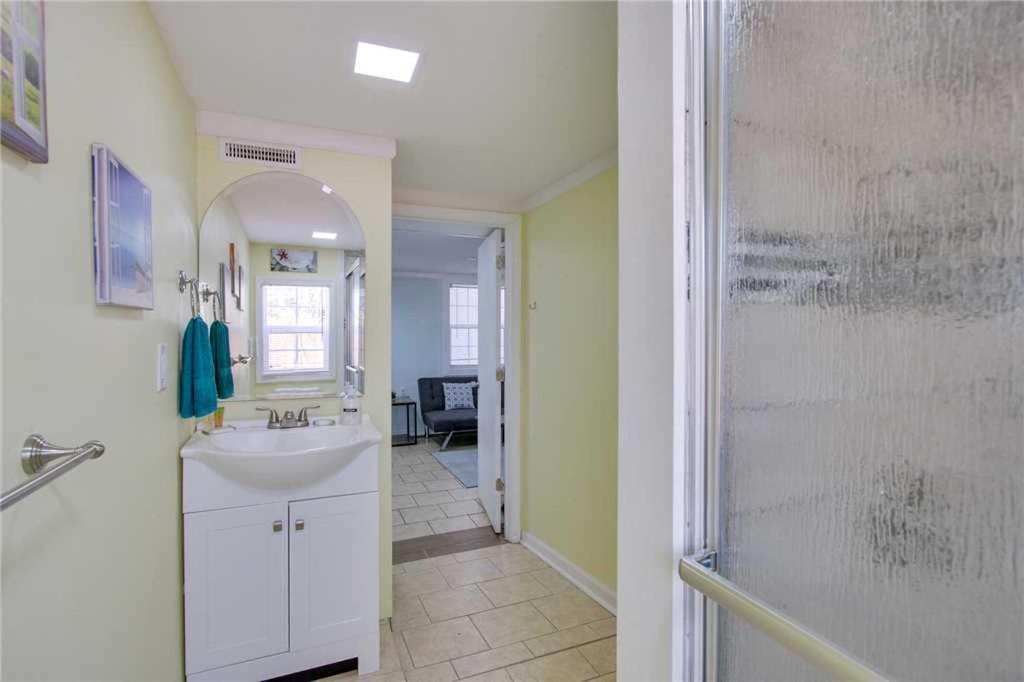 פולי ביץ' 23 Center St - Sunny Side Down - Downstairs Apartment חדר תמונה